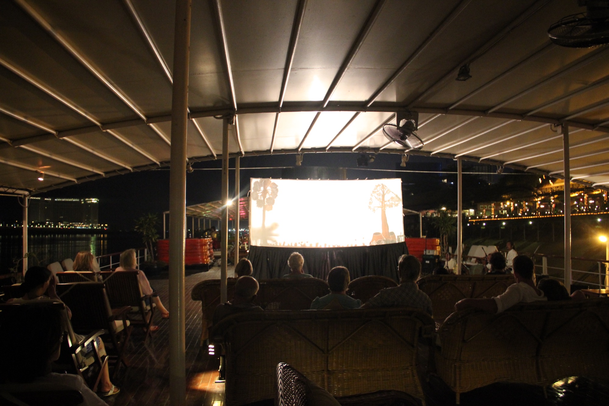 Pandaw RV Mekong Pandaw Entertainment 3.jpg